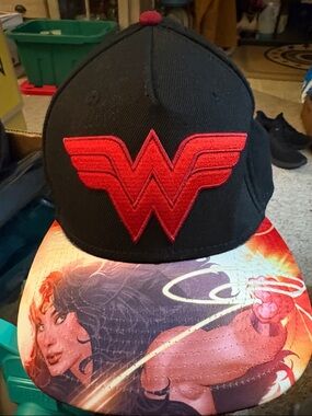 DC Comics Black Hat with Red Wonder Woman Emblem and Illustrated Brim